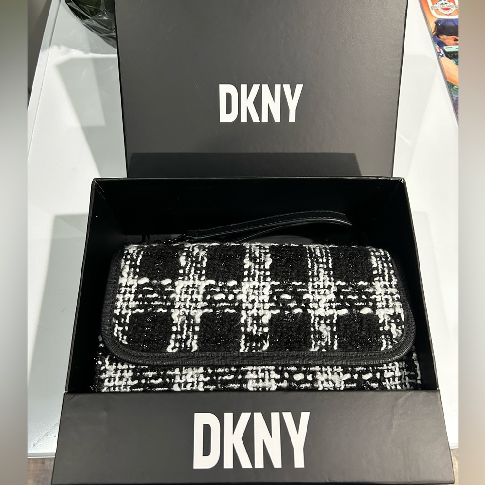 DKNY SINA Small Boucle Crossbody Bag